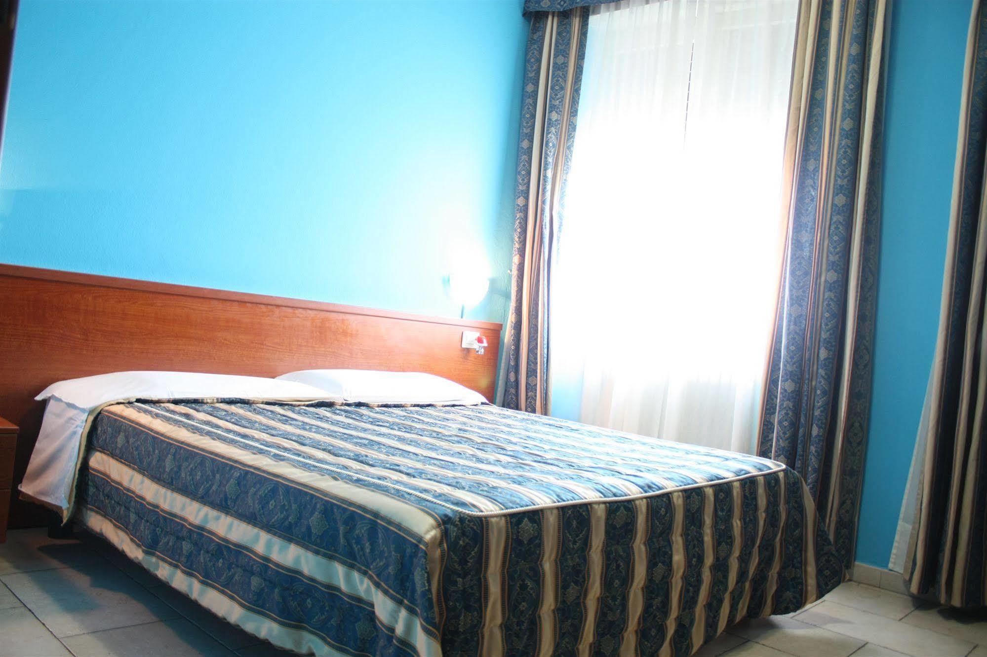 Hotel Alessander Milan Extérieur photo